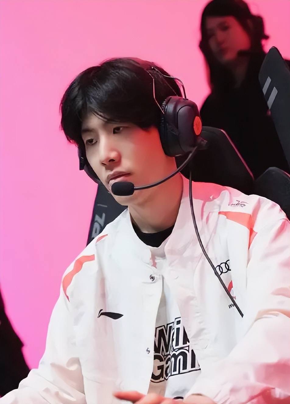 这场备受瞩 这场备受瞩