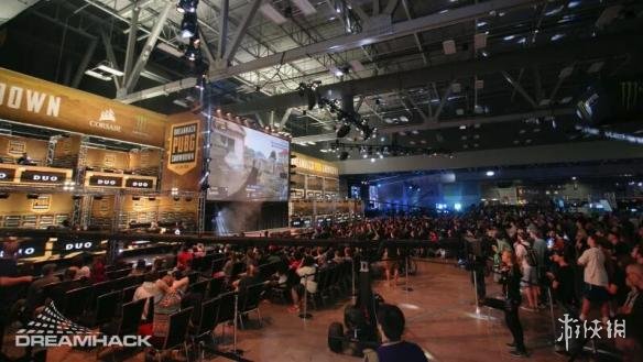 两人出色的 两人出色的