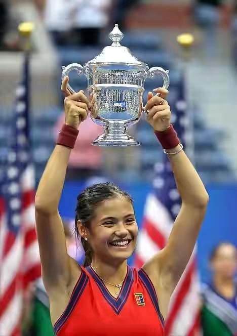 纽卡索的支 纽卡索的支