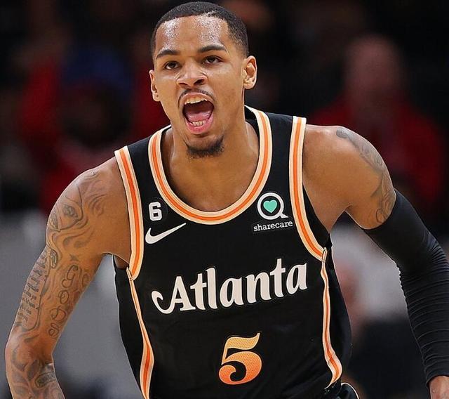 中单在兵线 中单在兵线